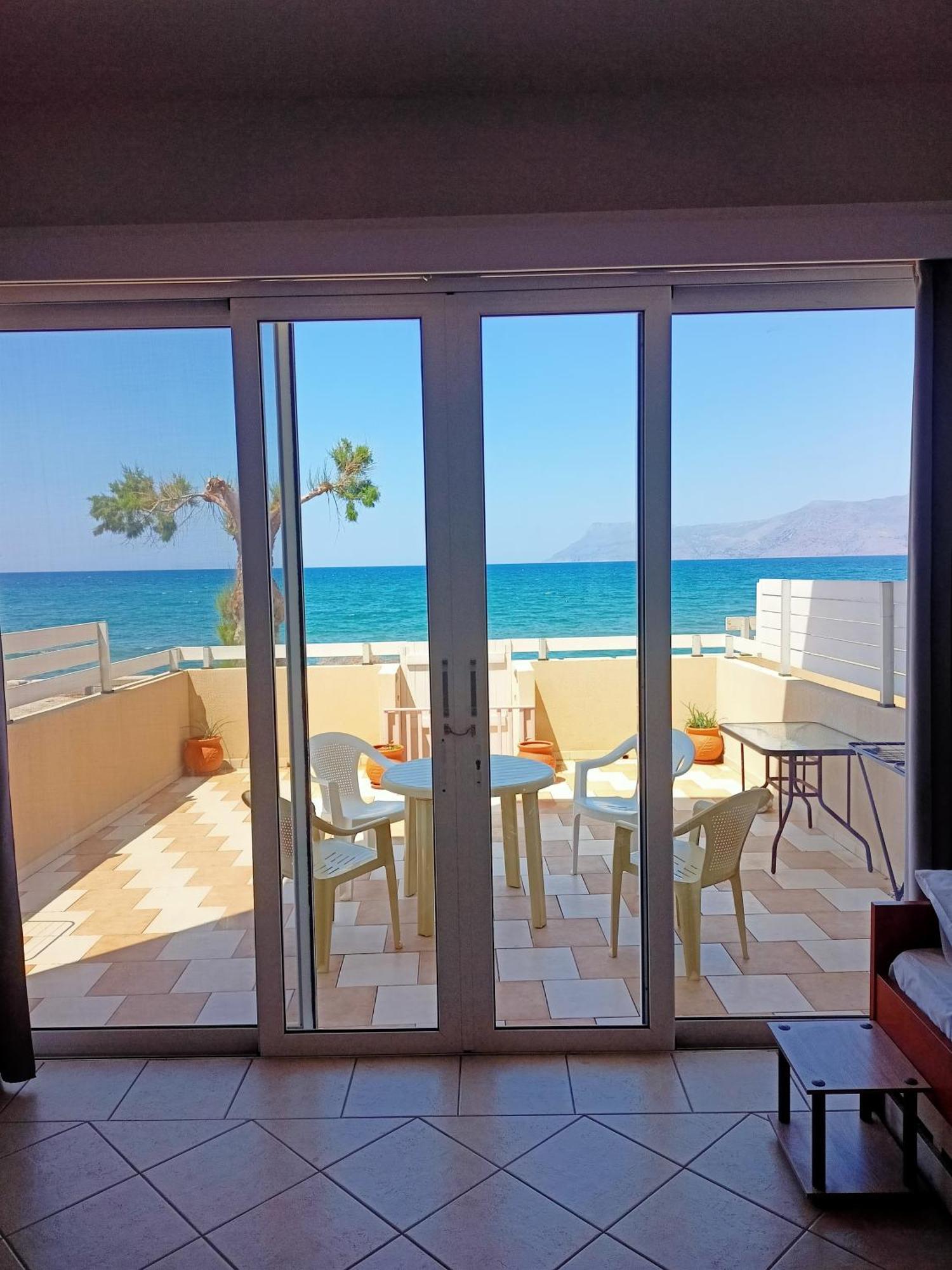 Beach House キサモス 部屋 写真